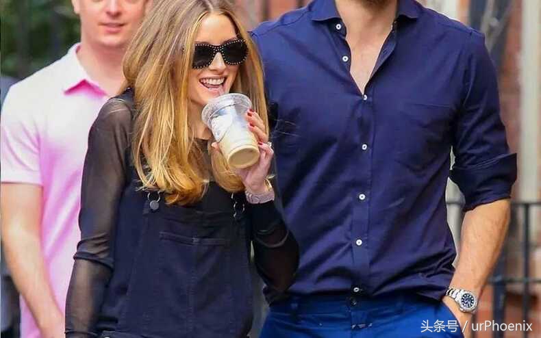 衣服非常透怎么穿,白色衣服有点透里面怎么穿才好啊