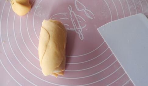 黄玫瑰送朋友的花语是什么,黄玫瑰送给朋友代表什么