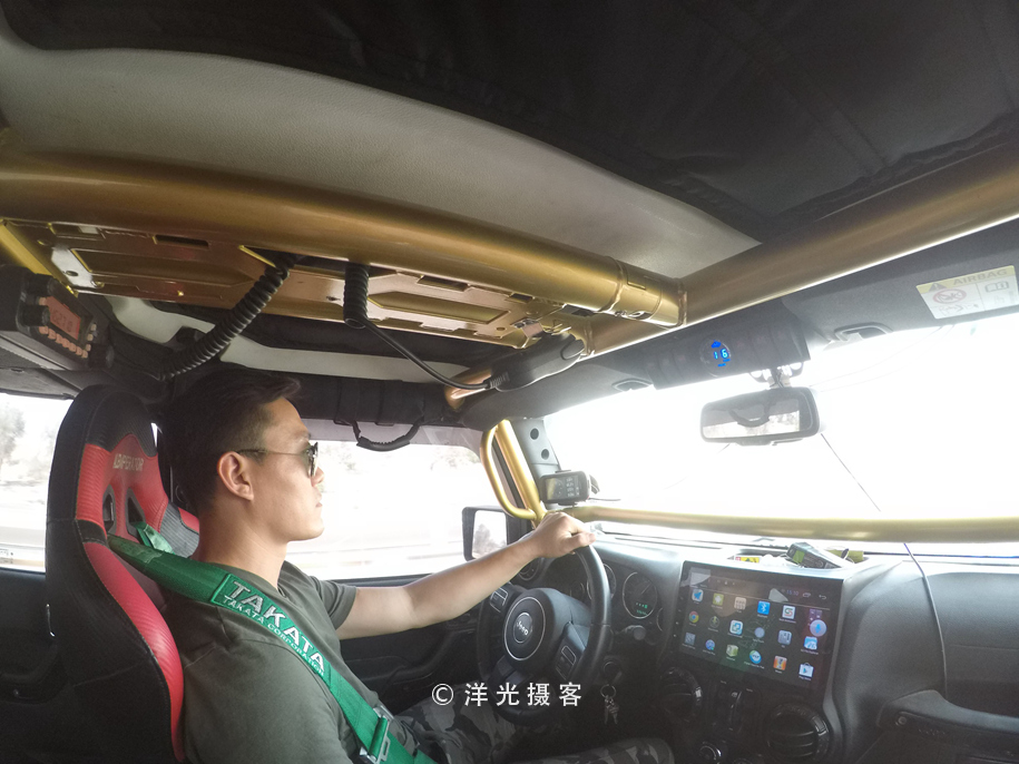 在迪拜体验阿拉伯服装,迪拜体验沙漠越野需要多少钱