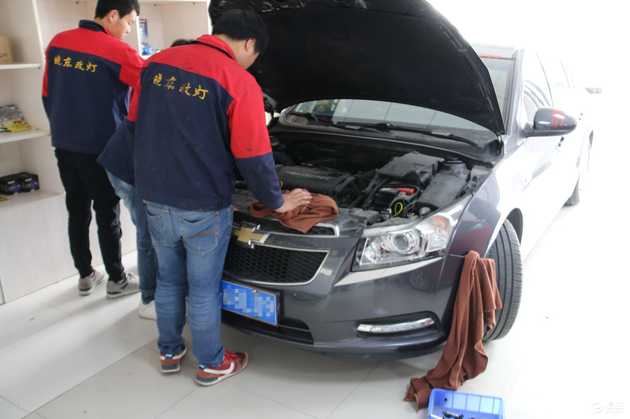 18科鲁兹大灯改装案例,雪佛兰18款科鲁兹改装led矩阵大灯