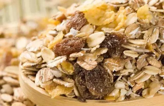 吃燕麦片不健身有什么效果,吃燕麦片减肥不