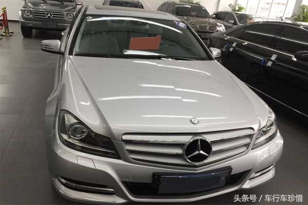 毁三观！二手五菱宏光比奔驰C还保值