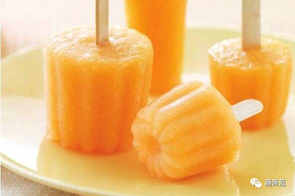 我给3个直男闻了16瓶香水，结果