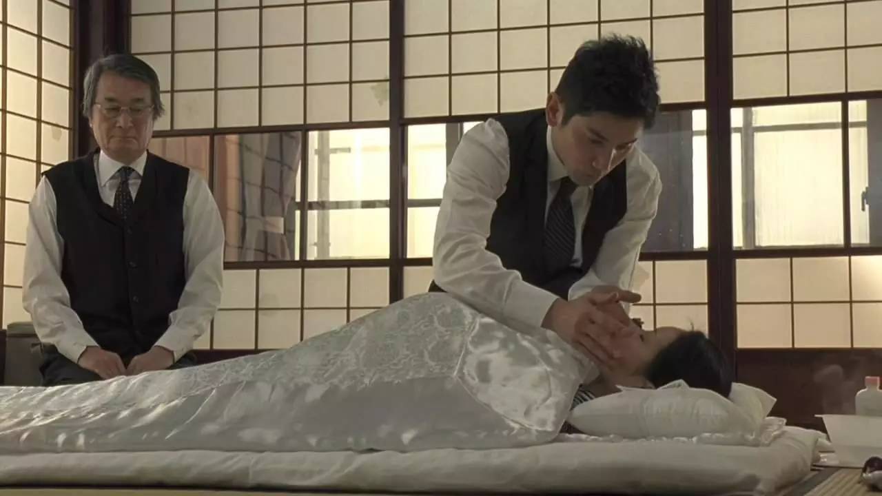 殡仪馆化妆学徒,学殡仪化妆师