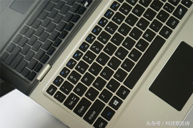 voyoa1奔腾版,voyo手机评测