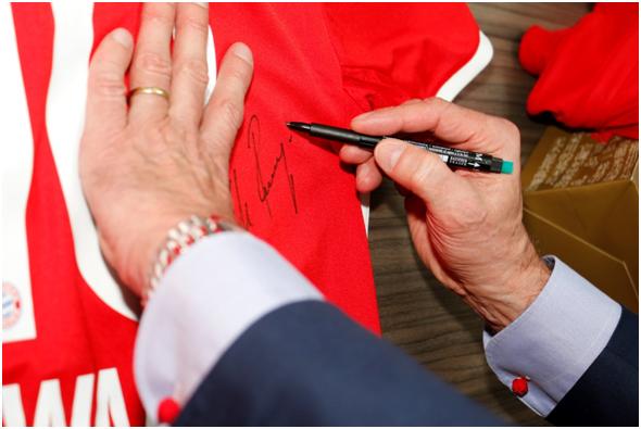 鲁梅尼格效力哪个俱乐部,鲁梅尼格拜仁最好的中场