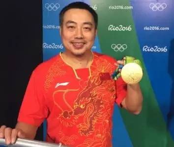 沸腾吧解说员谈国足,里皮二次执教国足带来哪些改变