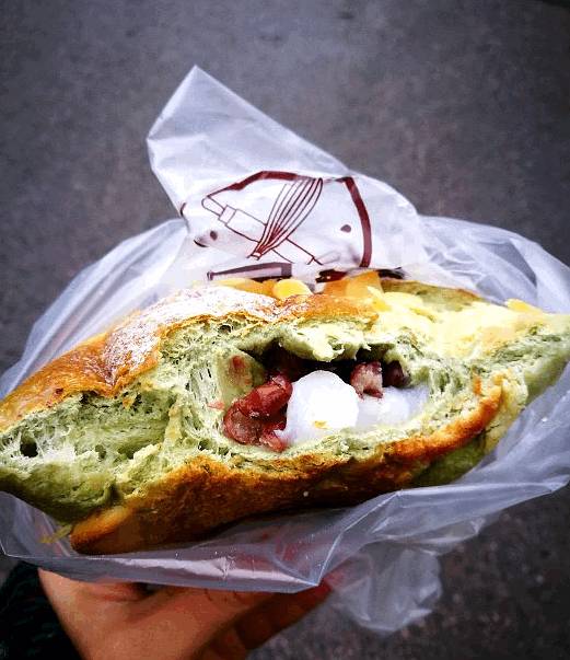 还在找代购买鲍师傅、杏花楼?NO~南京的爆款美食就够你吃的了!