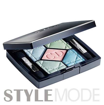 dior化妆品为啥在法国定价高,dior奇怪的产品