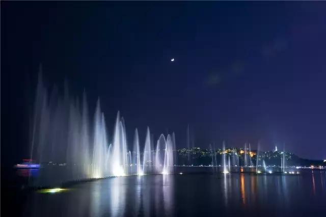 一天游西湖攻略,怎样游西湖十景