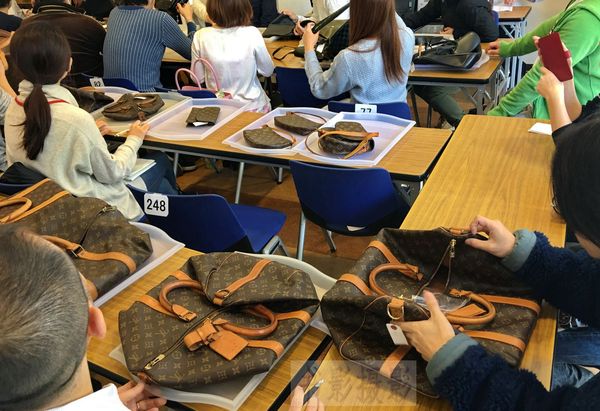 日本中古奢侈品都在哪些地,探秘中古店