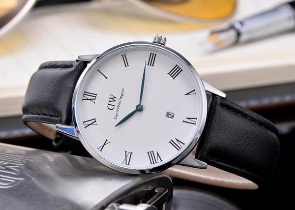 dw女士手表真假辨别图解,dw手表真假有什么区别