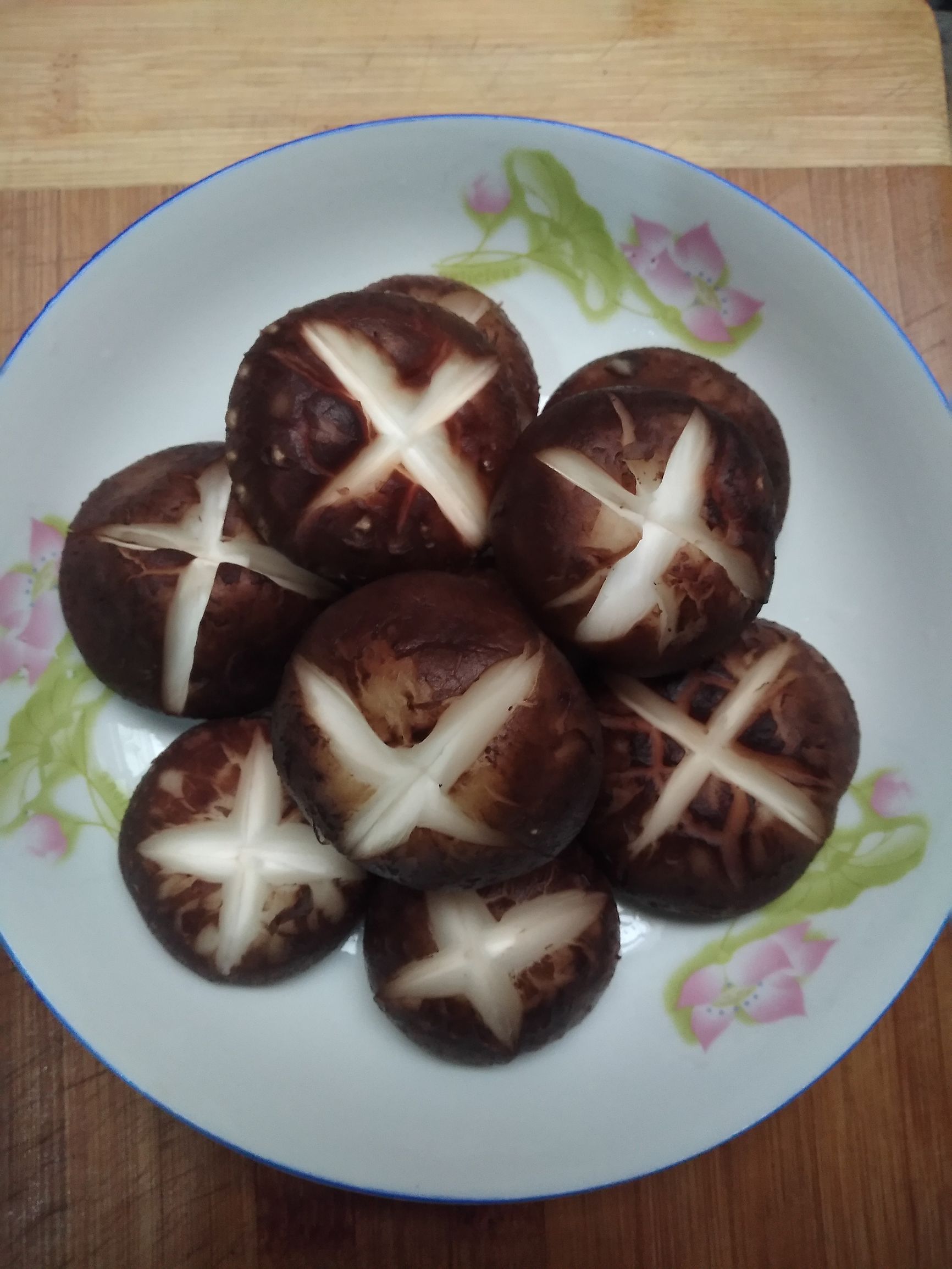 腊排骨火锅正宗做法,排骨火锅的家常做法