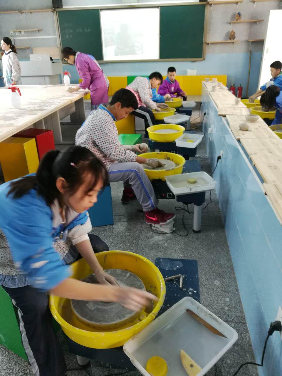 “为幸福人生奠基”系列报道——带你分分钟看懂师大实外