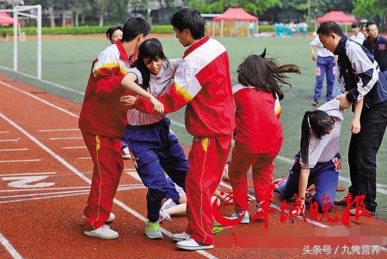 女孩害怕体育课,女孩子为什么害怕体育课800米