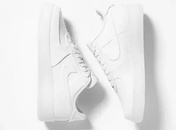 璧拌繃閭ｄ箞澶氳矾姝屾洸,璧拌繃閭ｄ箞澶氳矾