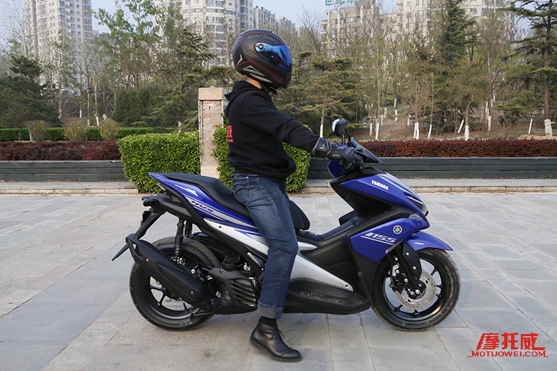 nvx155雅马哈踏板,雅马哈nvx155试驾