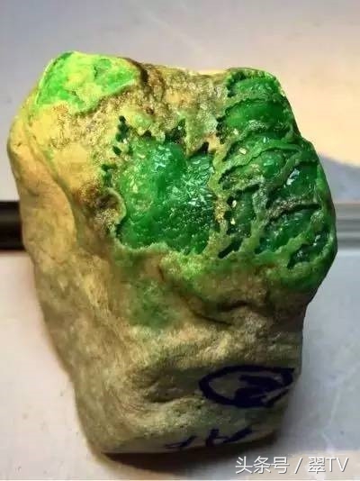 淘宝直播开窗翡翠赌石,房山翡翠赌石开窗色料