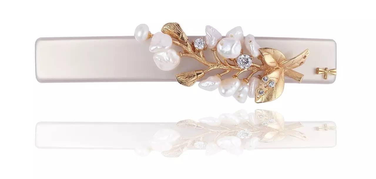 春季刮风头发乱糟糟,我有这些“治愈”法宝!