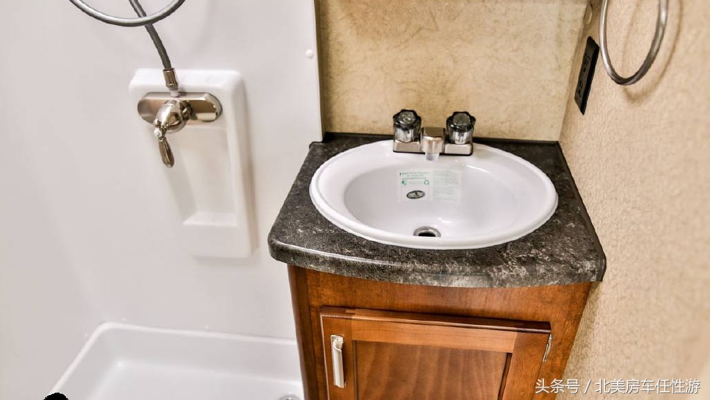 lance2185拖挂房车,法国465拖挂房车