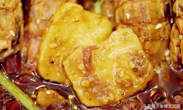 重庆鸭脑壳飞江湖菜,梁平鸭脑壳