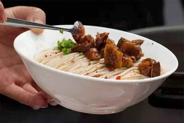 回龙观十大必吃馆子,30块钱吃到饱的宵夜店呈贡店