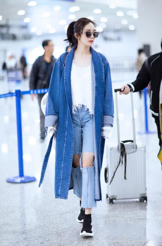 张翰热巴娜扎红裙撞衫,撞衫牛仔外套