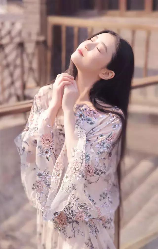 明星开的淘宝店,明星开的淘宝店靠谱吗