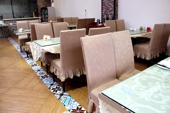 老奶奶都不扶就扶你什么梗,老奶奶不扶就服你下一句