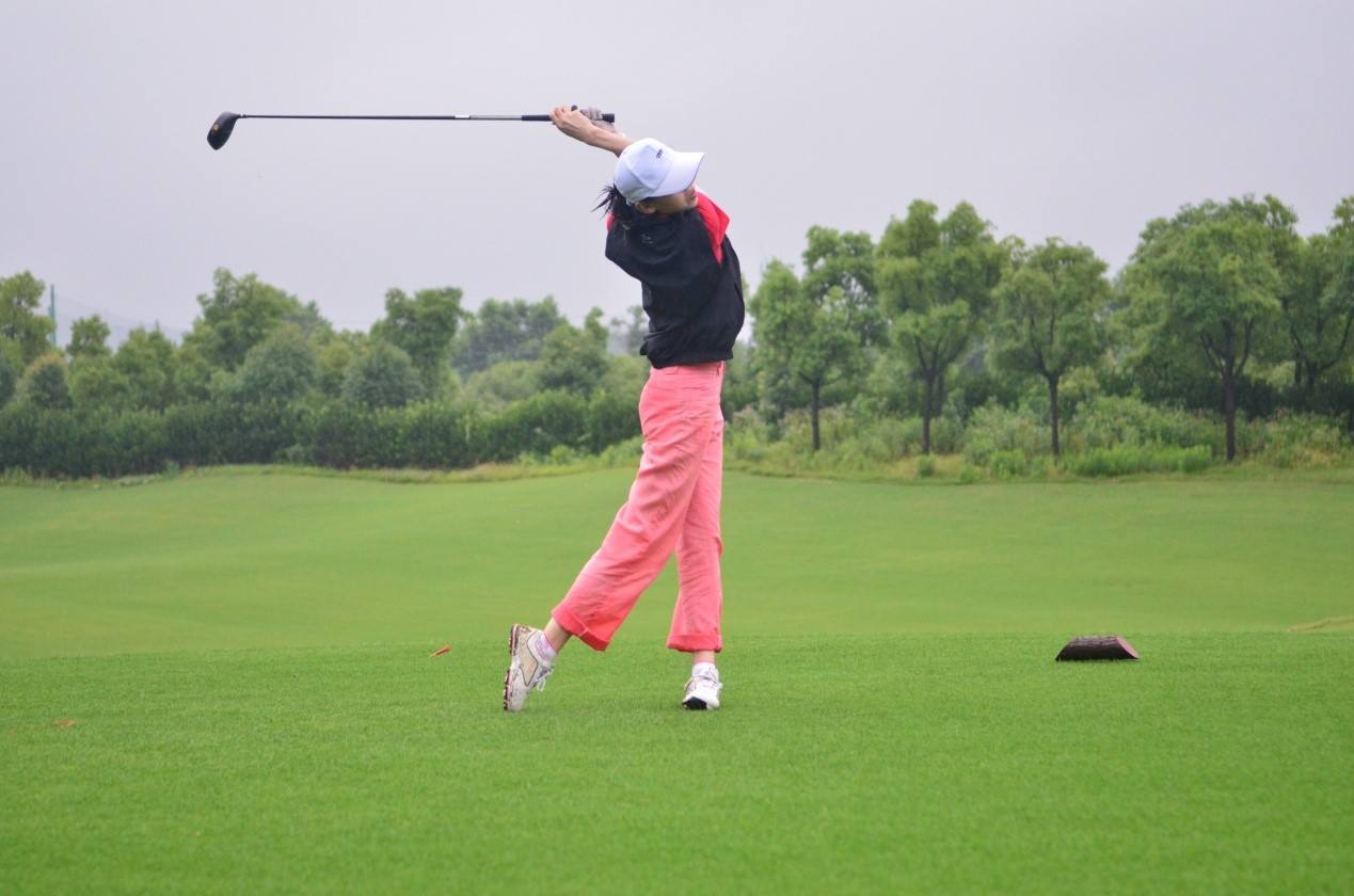 高尔夫的打法和规则,容错性最好的铁杆高尔夫