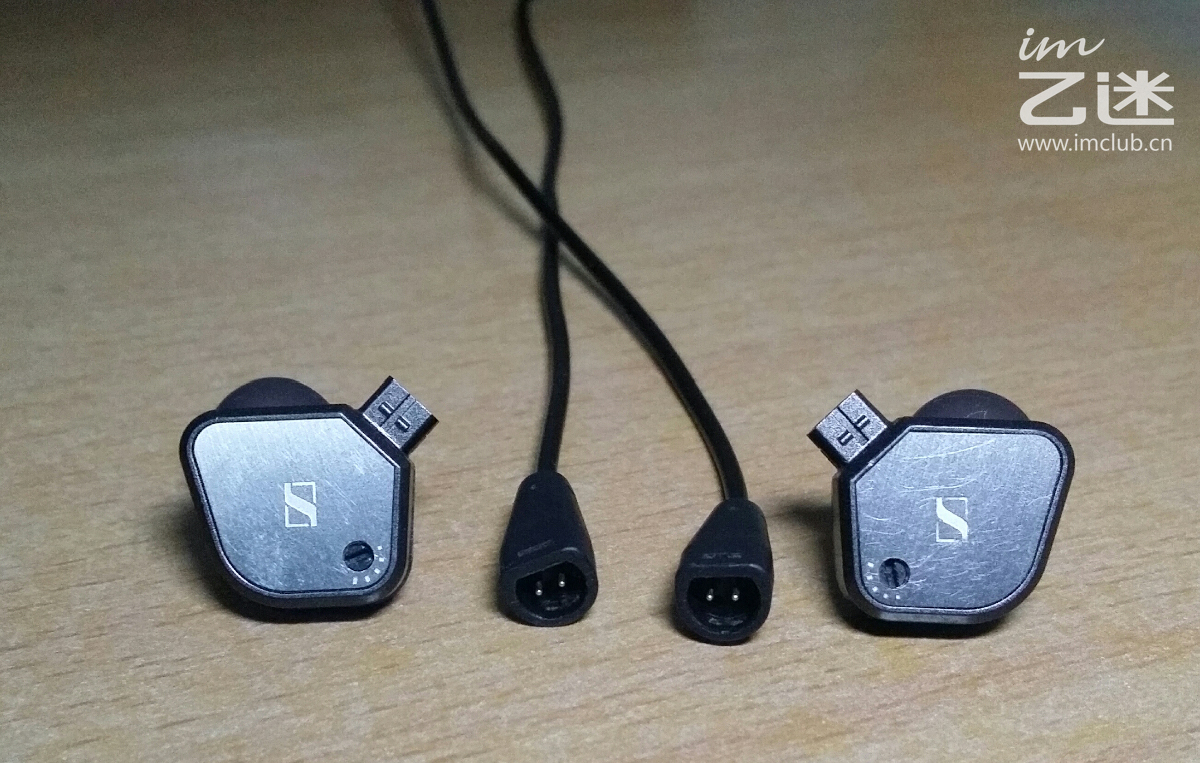 森海塞尔耳机耳塞皮烂了,森海塞尔最高端的开放式耳塞