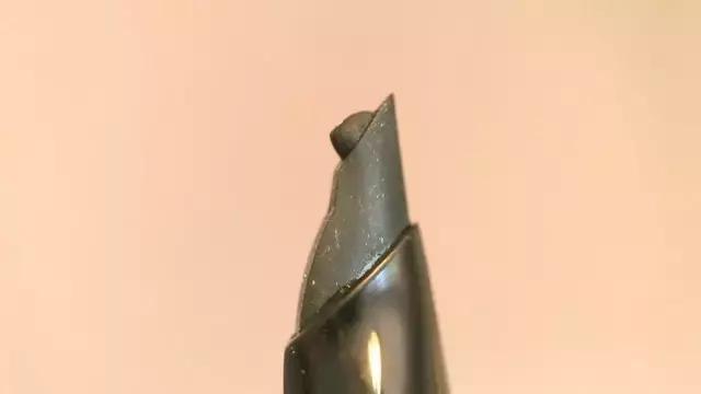 专治手残党眼线辅助器,真正好用不晕妆的眼线笔