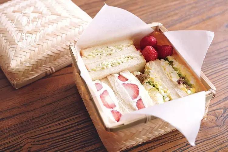 好看又实用的餐具推荐,有哪些好看的餐具推荐