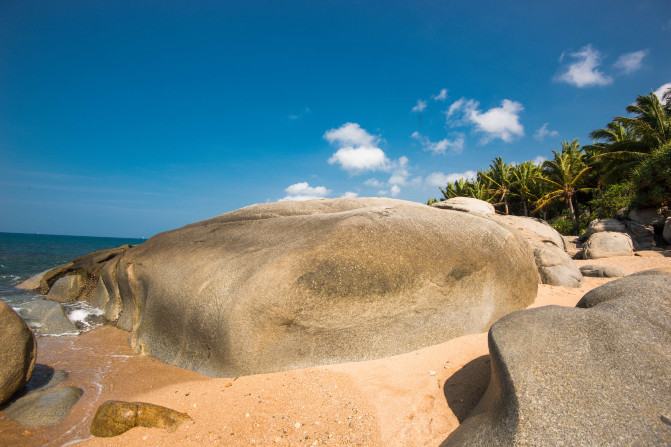 去三亚感受碧海蓝天,享受椰风海韵三亚度假指南精选