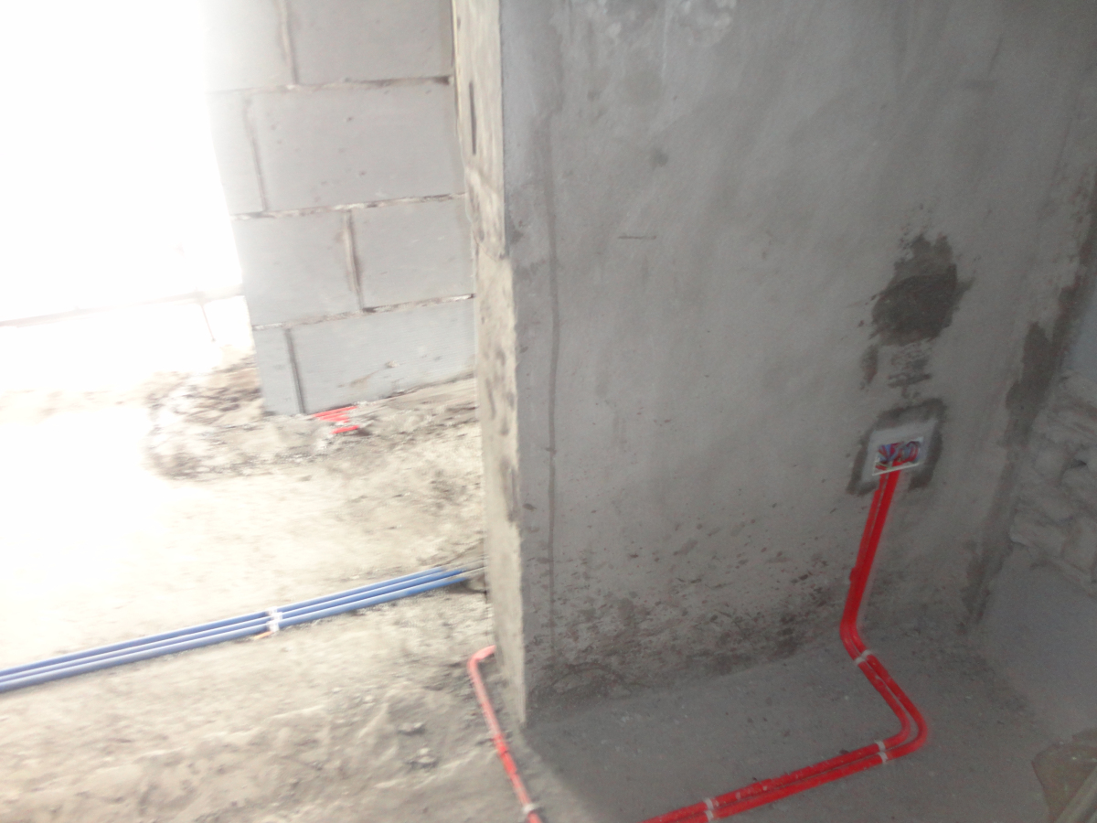 工地直击全方位了解家装施工,直击水电施工现场