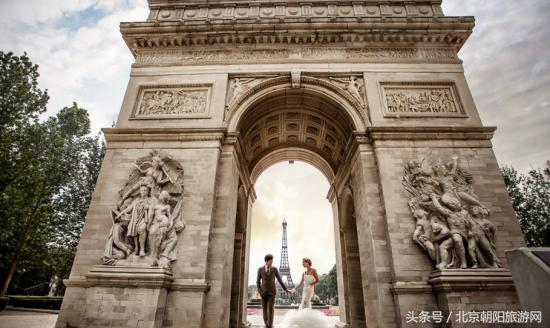 穿着婚纱去旅游,北京适合拍中式婚纱摄影的地方