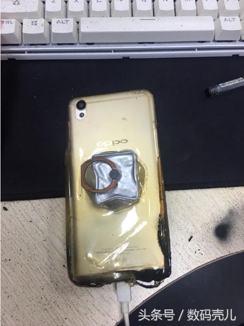 小米mix2轻微漏电不充电,小米mix2手机曝光