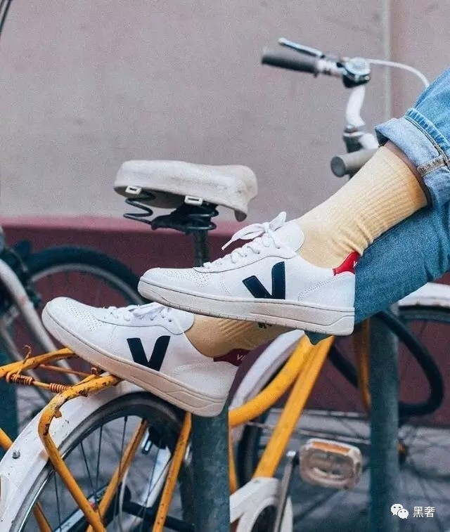 小白鞋过时了吗,小白鞋真的永不过时