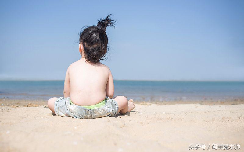 暑期带孩子来沙滩海边亲子游,海边带娃亲子游