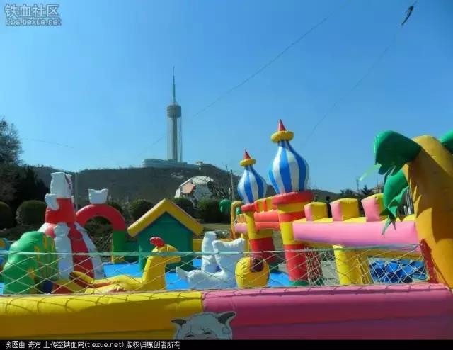 劳动公园大足球内部样子,劳动公园大足球叫什么