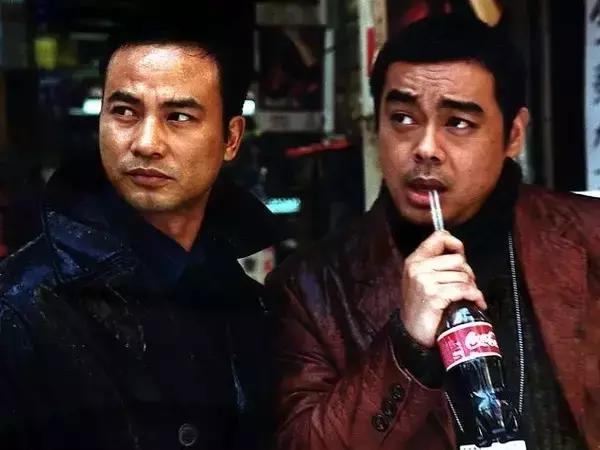 周润发同学，演了一辈子黑老大，向华强不敢惹他，爱妻爱家好男人