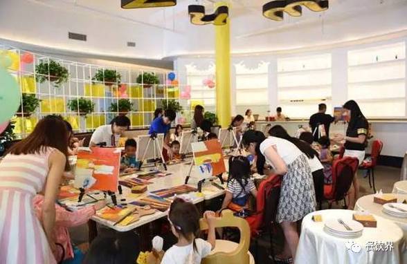 跨界混搭餐饮,餐厅跨界模式