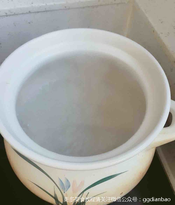 水果西米捞家常做法,自制西米红豆水果捞的做法