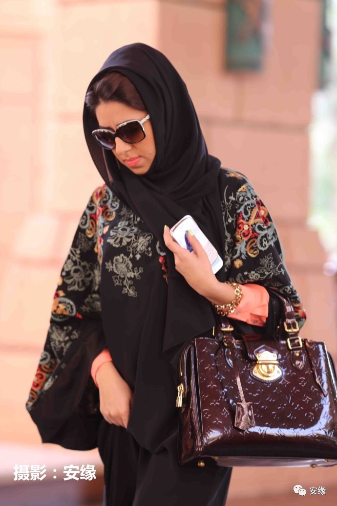 迪拜有钱人家里的豪宅,迪拜有钱人豪宅