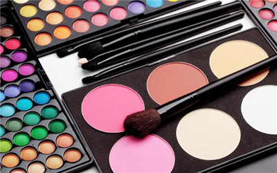 化妆品背后的秘密,关于化妆品营销的视频