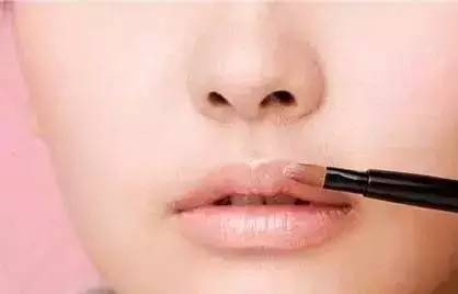 适合晚宴化妆的妆容,晚宴眼妆怎么化妆