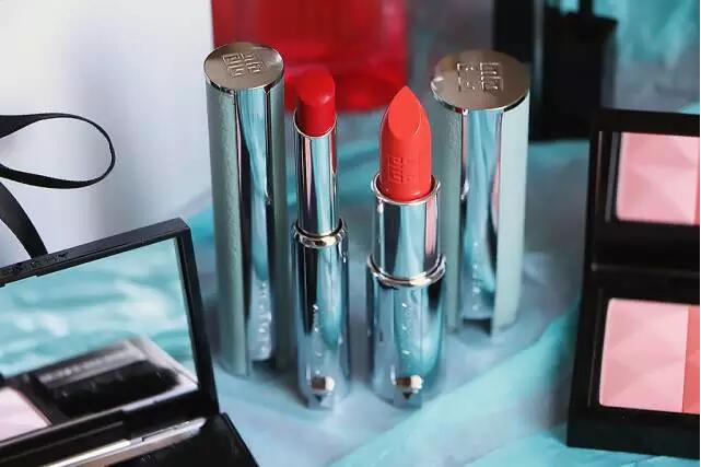 纪梵希小羊皮333和ysl小金条1966,纪梵希小羊皮和ysl小金条哪个好