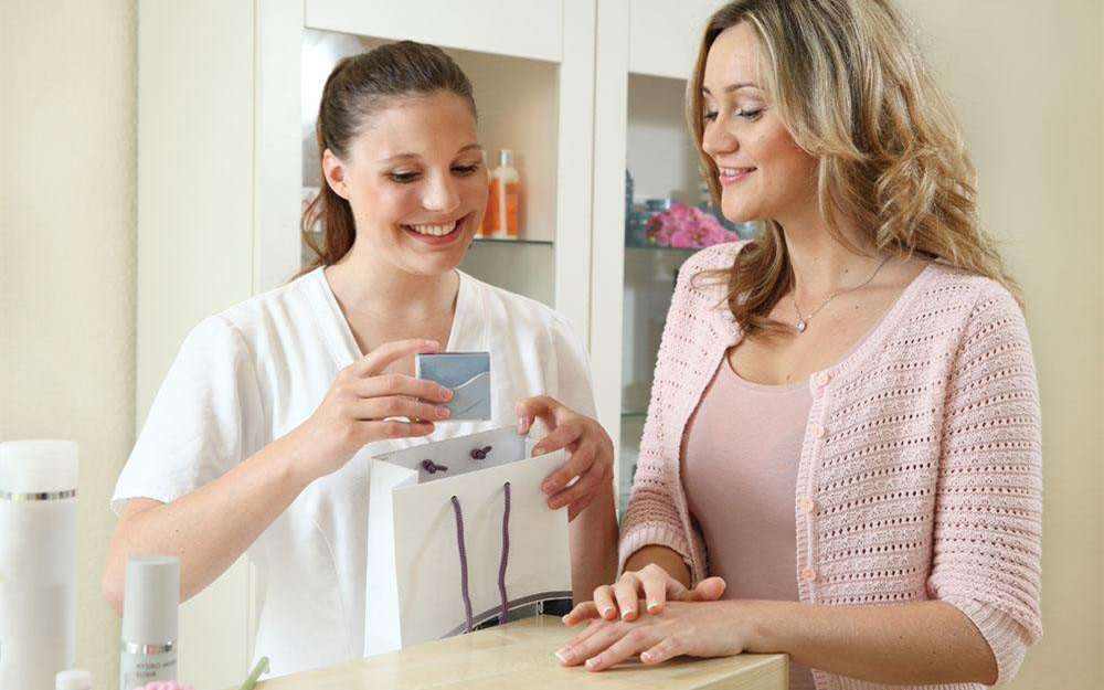 三大场景训练怎么通关,如何用英语购买化妆品