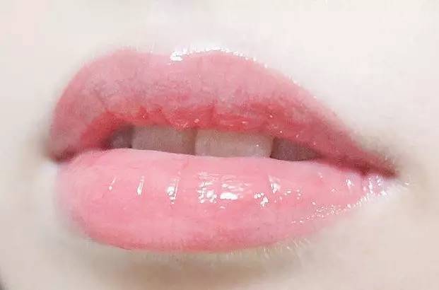 她们涂用这几支口红时，被异性狠狠的夸过！