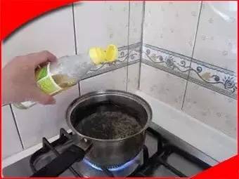 家里锅烧焦了用什么法能去掉,家里的锅烧焦了怎么能洗干净